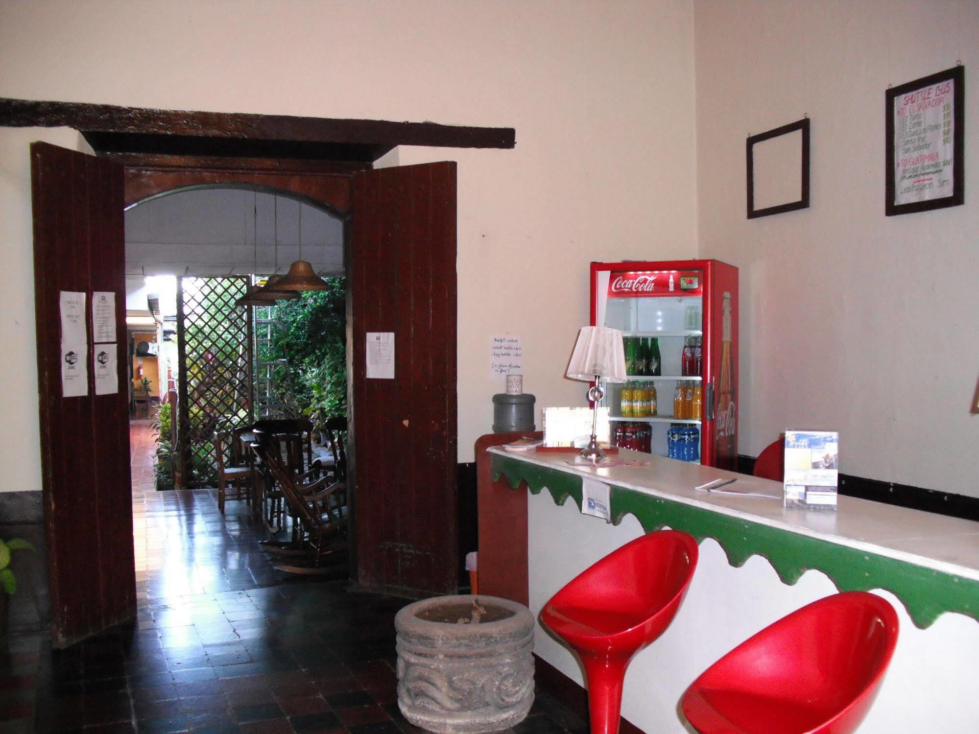 Hostal Casa Ivana Leon Luaran gambar