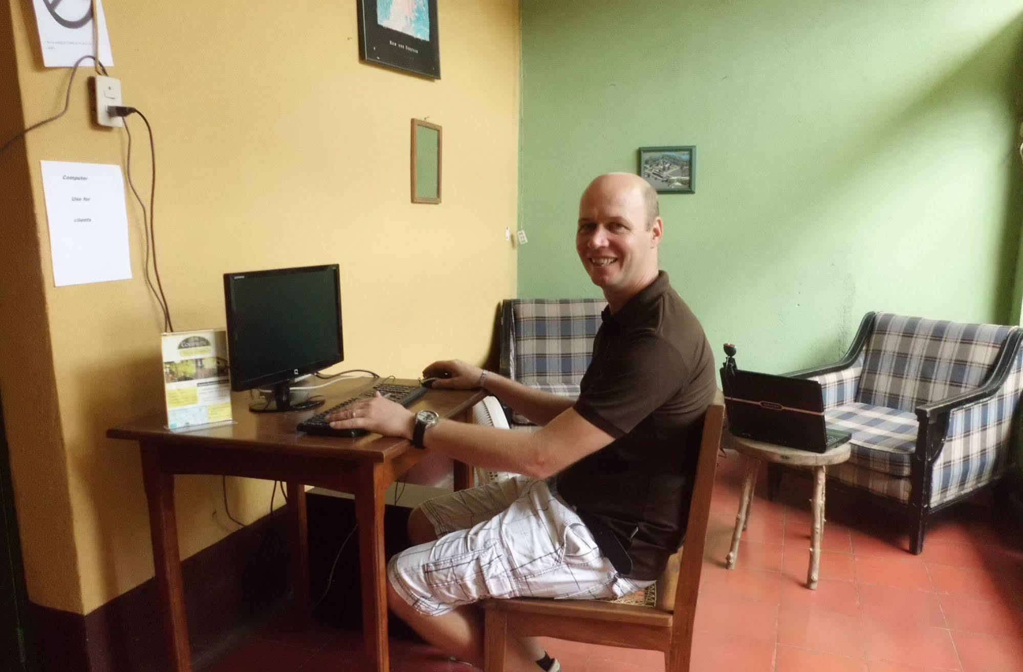 Hostal Casa Ivana Leon Luaran gambar